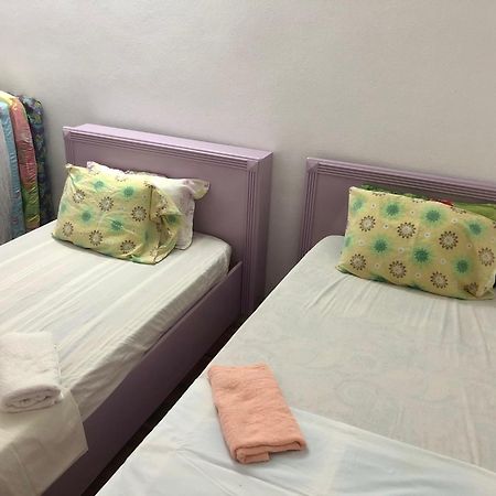 Batu Ferringhi Bayu Emas Apartment Eksteriør bilde