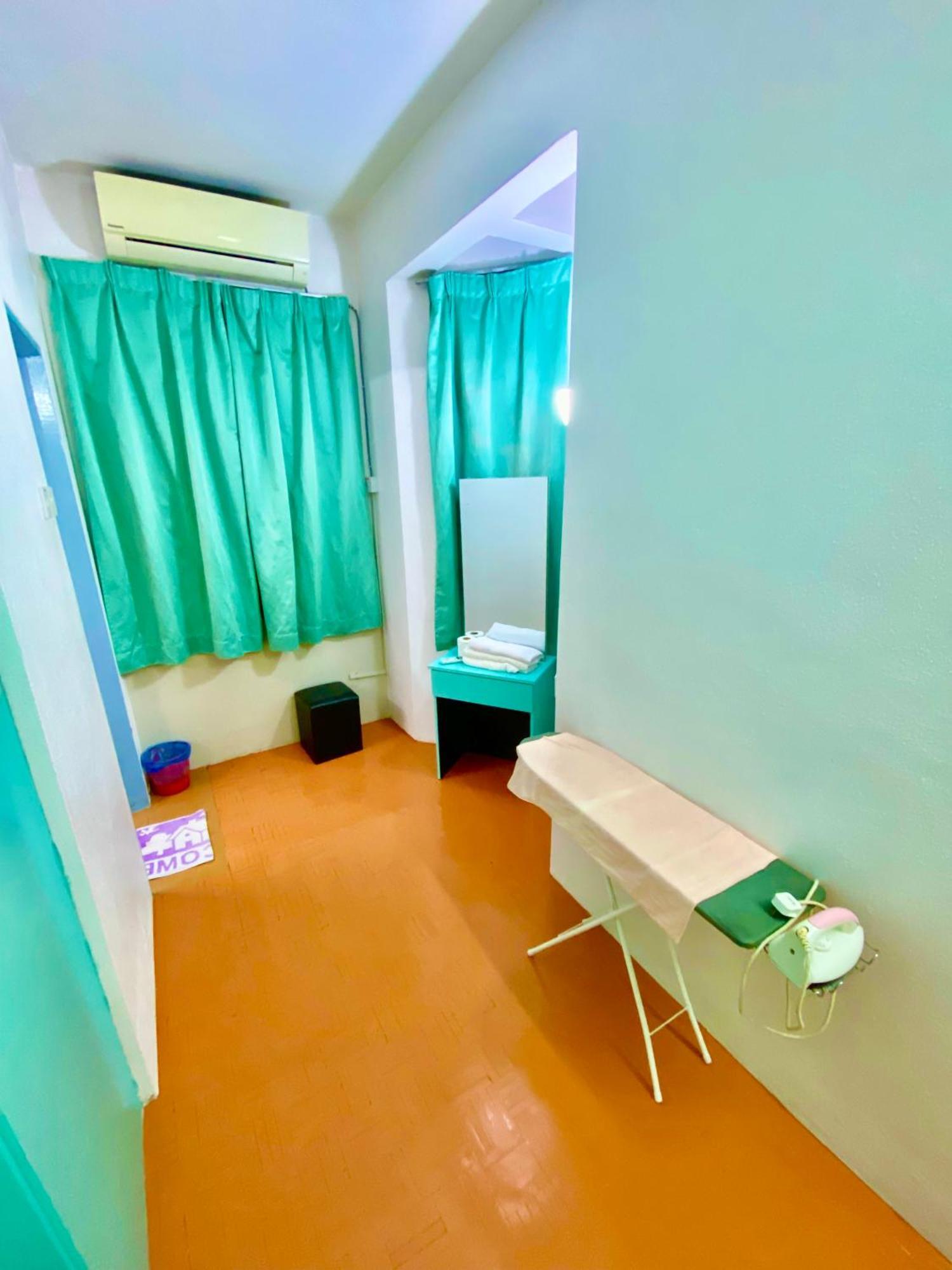 Batu Ferringhi Bayu Emas Apartment Eksteriør bilde